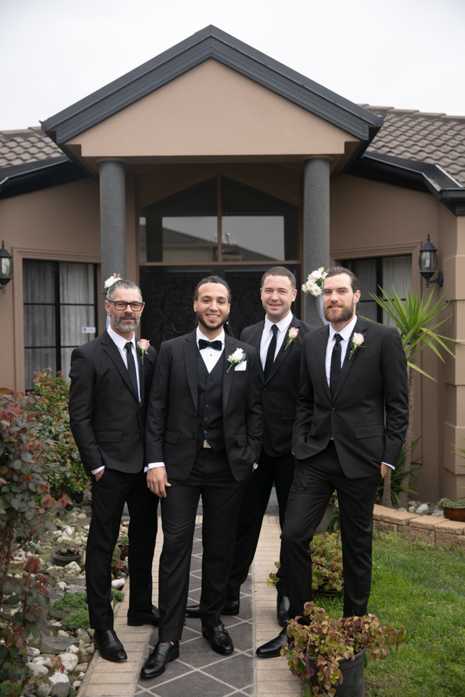 Groom Getting Ready_104